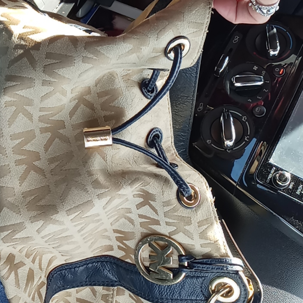 Michael.moar bag coach wallet